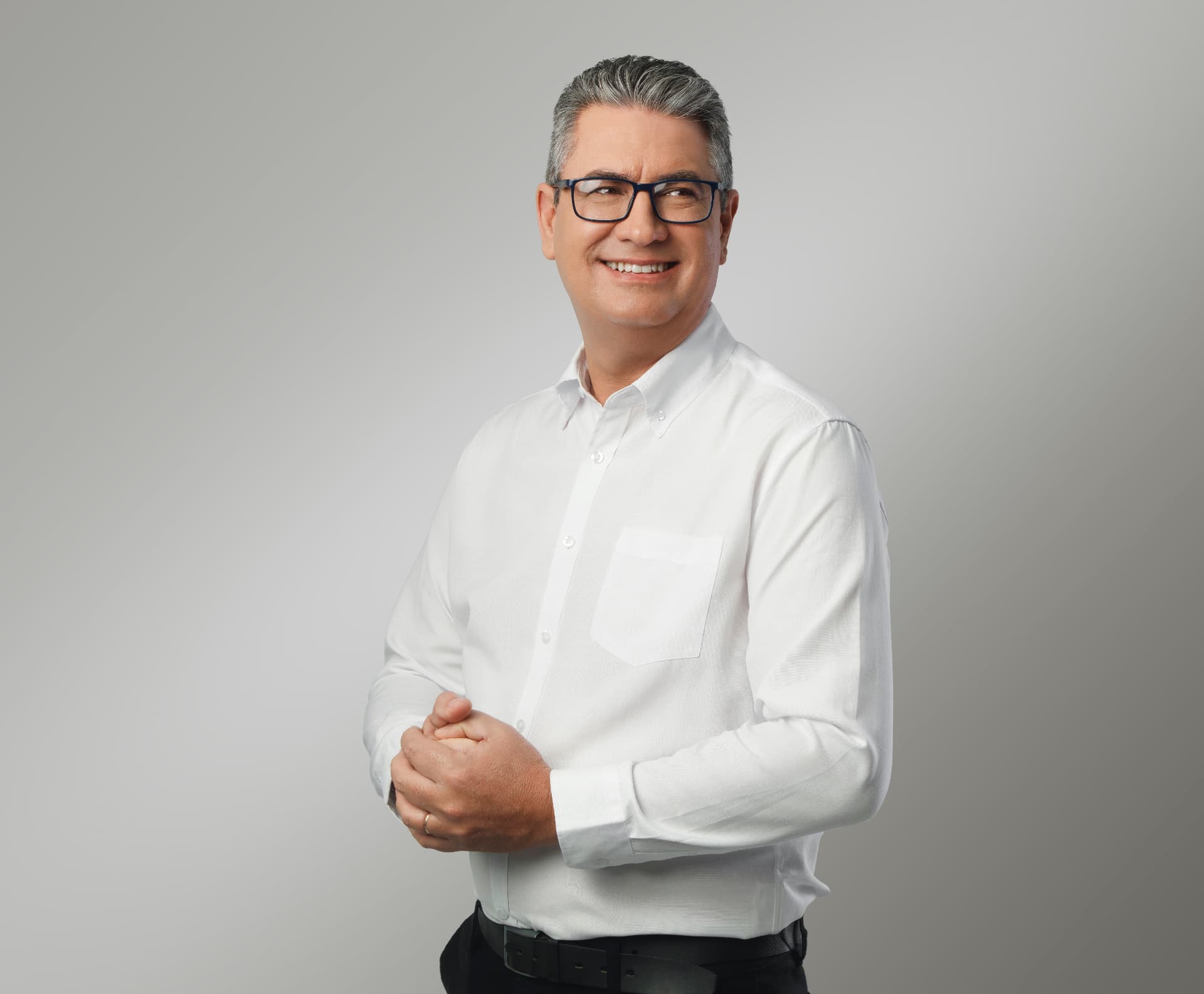 Retrato oficial de Julio Kuller